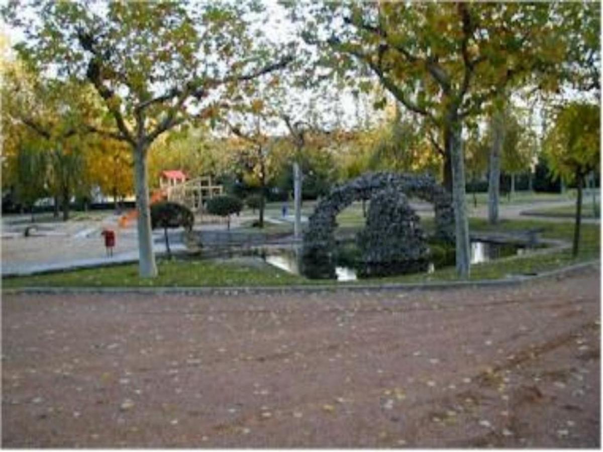Вілла Tiara Vacaciones Nava de la Asuncion Екстер'єр фото