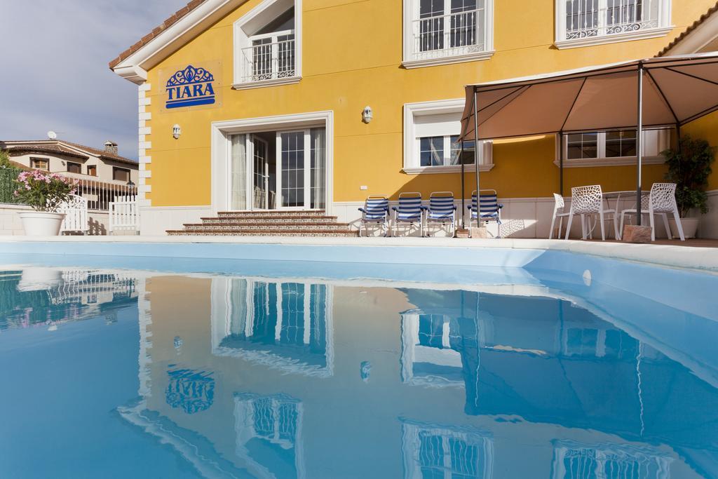 Вілла Tiara Vacaciones Nava de la Asuncion Екстер'єр фото