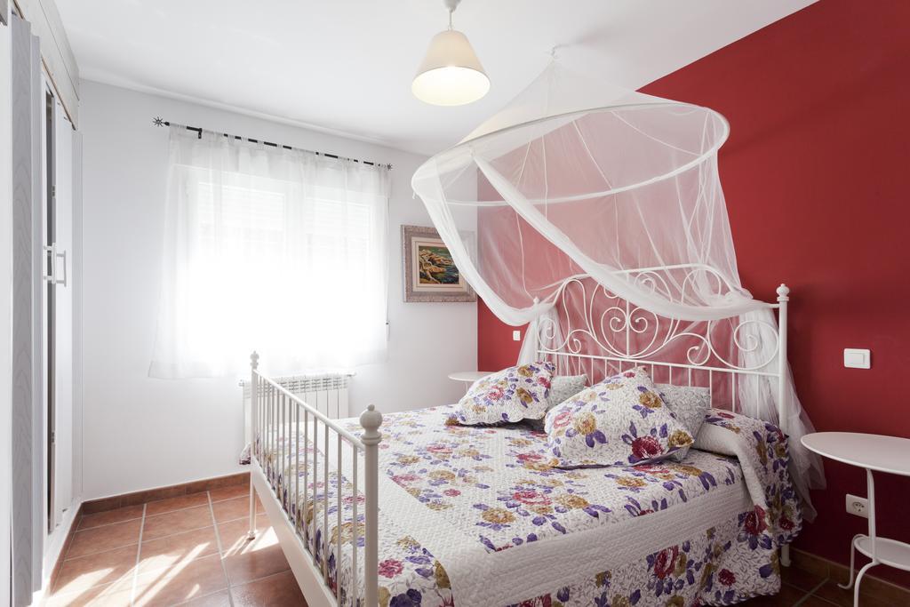 Вілла Tiara Vacaciones Nava de la Asuncion Екстер'єр фото
